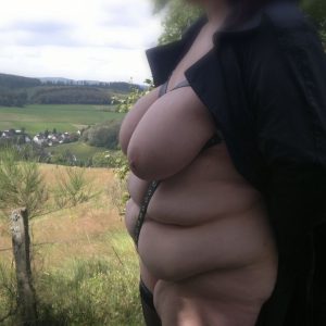Femme gourmande de Neufchâteau cherche homme pour instants chauds et complices au téléphone Morgane - rencontre-Ronde-Neufchâteau