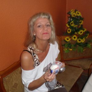 Charlotte 48 ans cherche compagnon naturiste à Mérignac Charlotte - rencontre-Cougar-Mérignac
