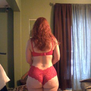 Besoin de sexe à Clermont Elodie - rencontre-Milf-Clermont-Ferrand