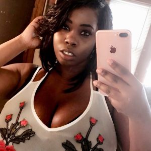 Quand la vie ne balance pas… Chloé - rencontre-Milf-Quimper