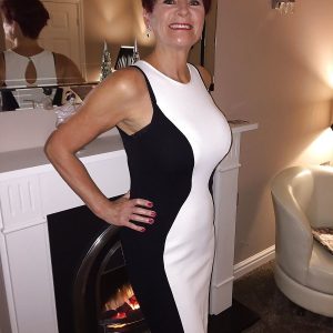 Baiser avec une rousse de Grenoble Emma - rencontre-Milf-Grenoble